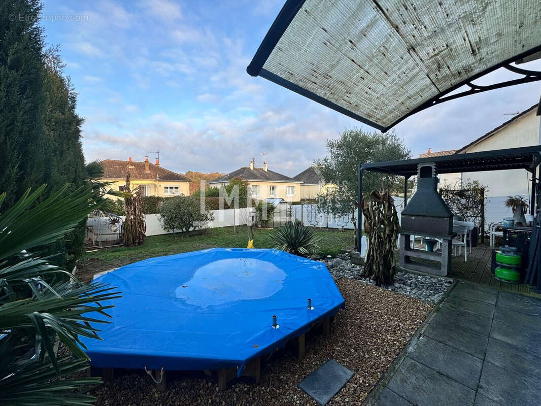 Maison à SAINT-PATERNE-RACAN