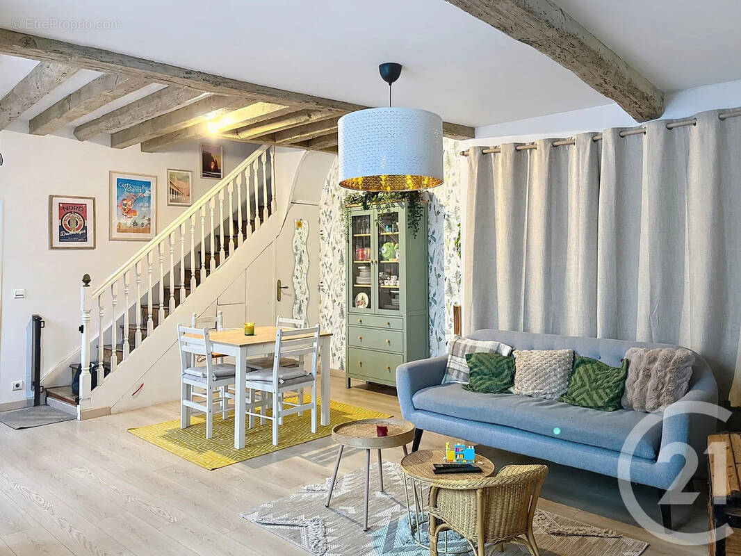 Maison à ORBAIS-L'ABBAYE