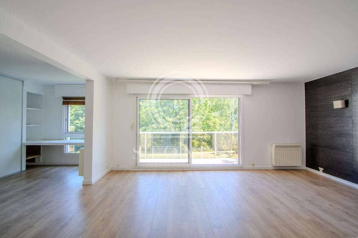 Appartement à BOUGIVAL