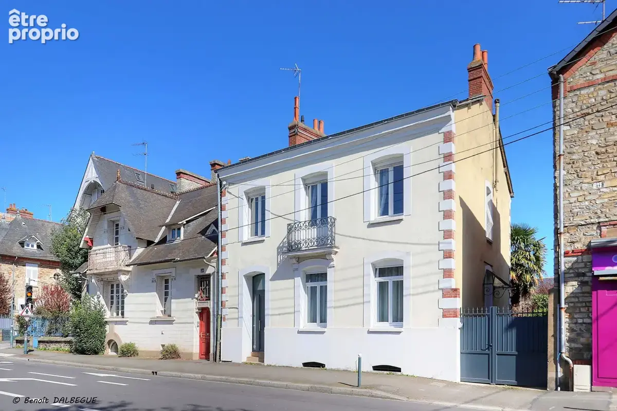 Rennes Thabor/ Sévigné - Maison de Type 8 - Exclusivté - photo 7