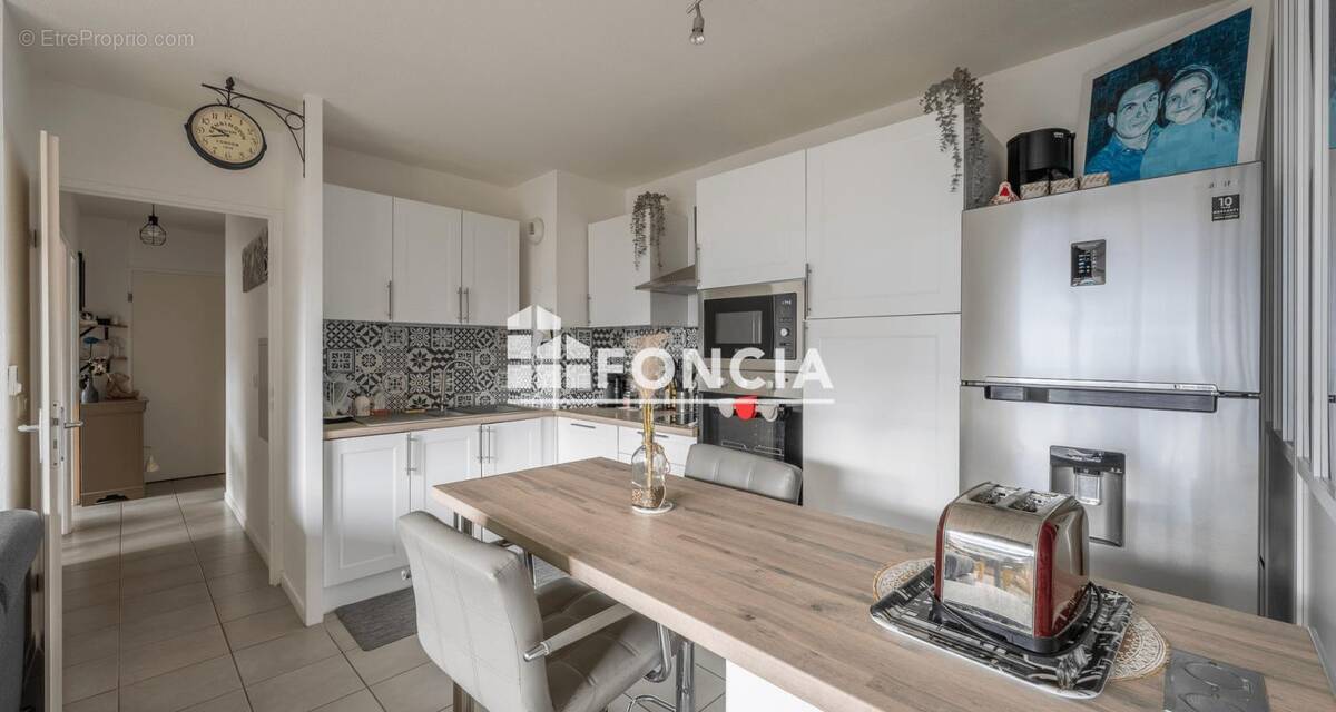 Appartement à VILLENAVE-D&#039;ORNON