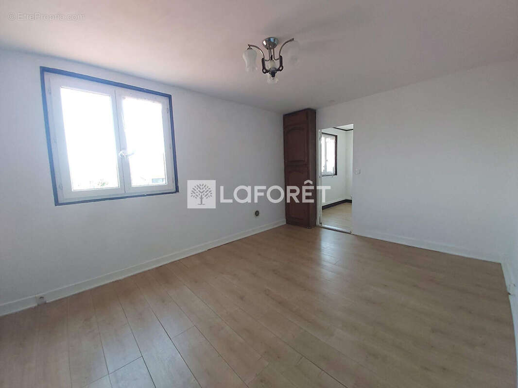 Maison à VILLEMOMBLE