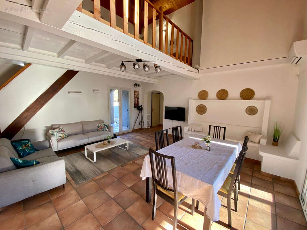 Maison à CASES-DE-PENE