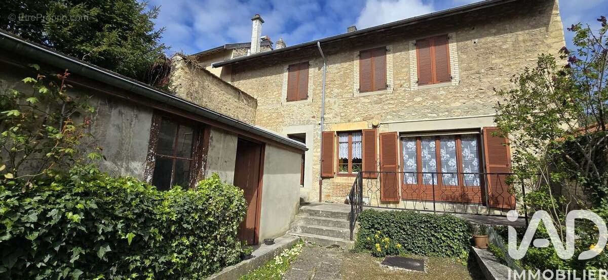 Photo 2 - Maison à MERFY