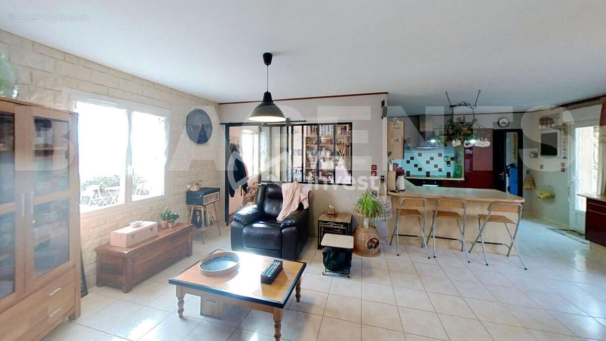 Maison à PRUILLE-L'EGUILLE