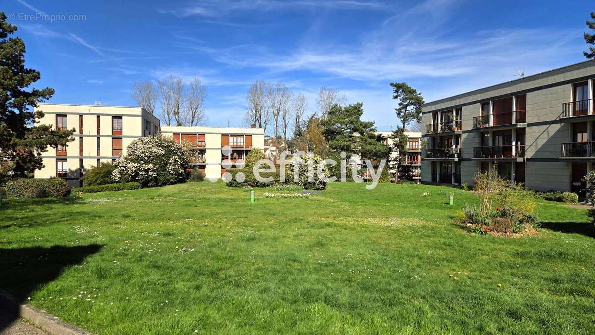 Appartement à CHATENAY-MALABRY