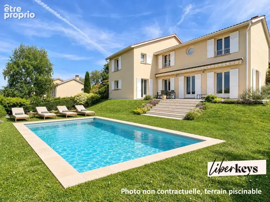 Maison à FONTAINES-SAINT-MARTIN
