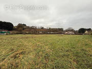 Terrain à MENETOU-SALON