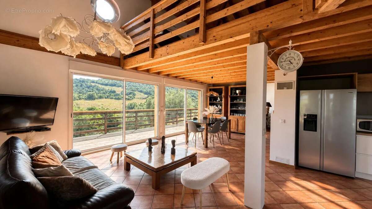 Maison de 259 m² avec piscine et chalet à Cognocoli-Monticchi - photo 6