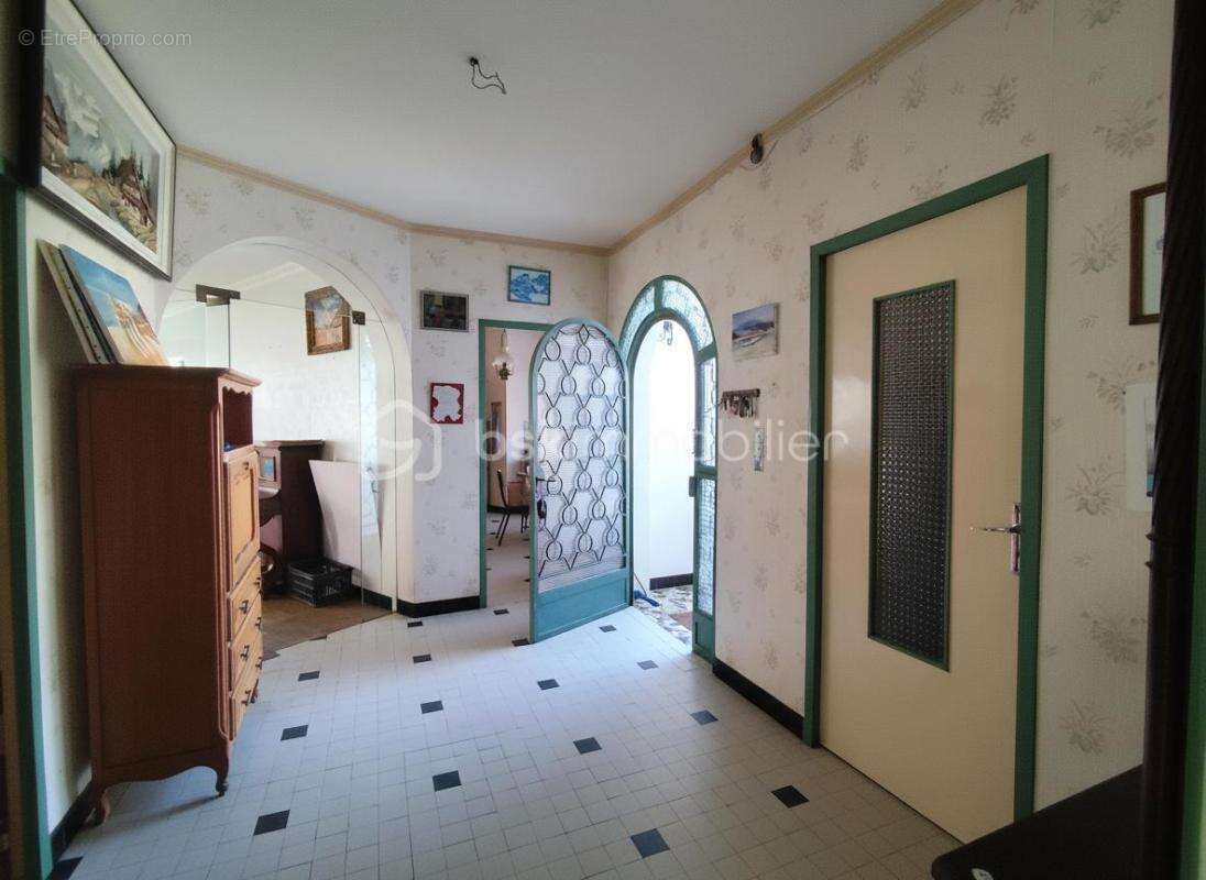 Grande maison avec appartement - photo 3