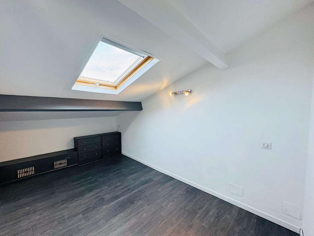 Appartement à COGOLIN