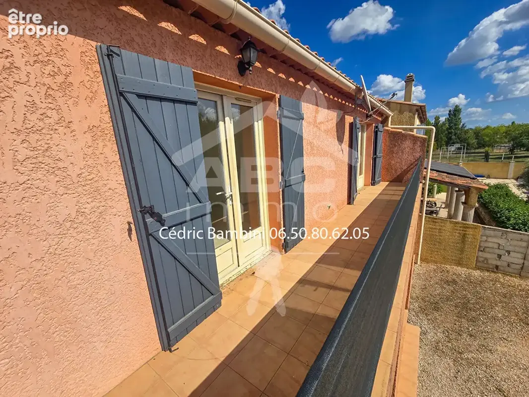 Haut de villa lumineux de 68 m² avec terrasse de 14 m² ? Proche centre-ville de Saint-Maximin - photo 2