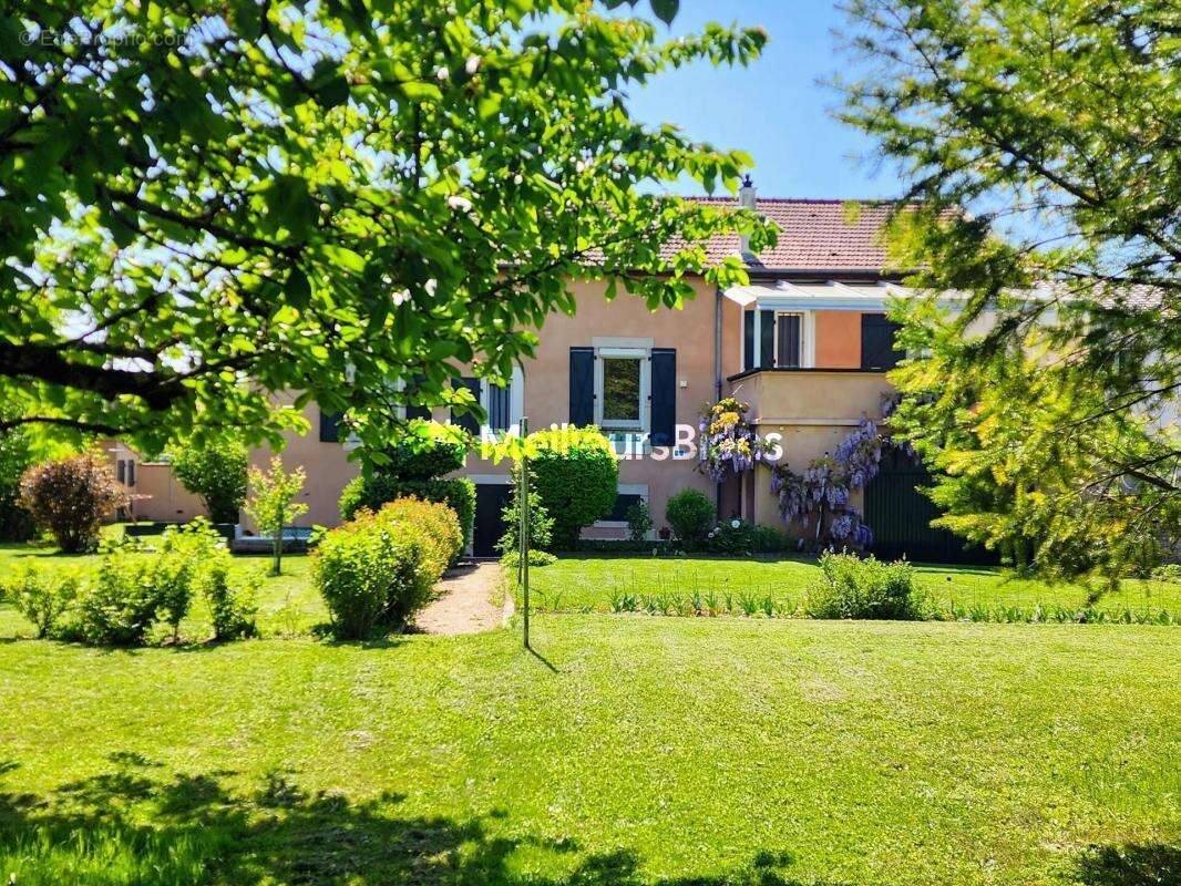 Maison à CHAMPENOUX