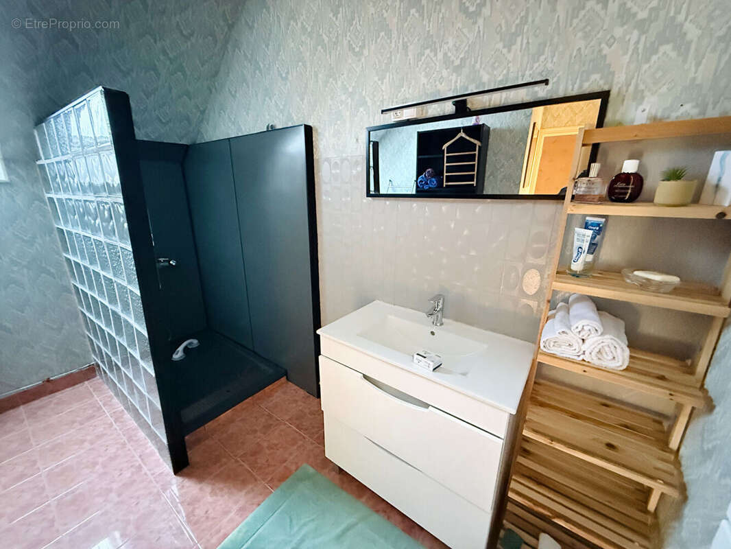 Maison à POCE-LES-BOIS