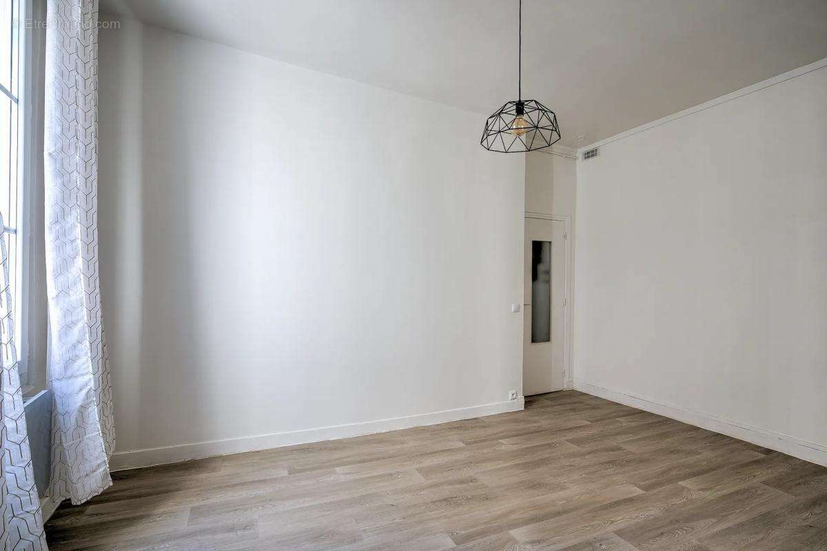 Appartement à LE KREMLIN-BICETRE