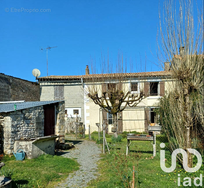 Photo 1 - Maison à SAINTE-OUENNE