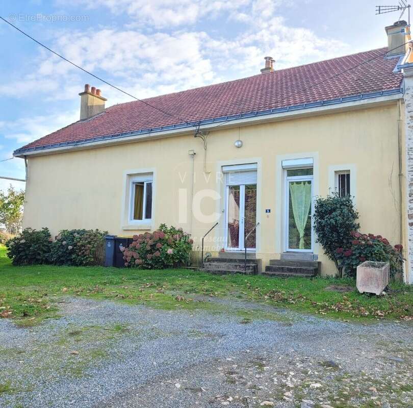 Maison à CHAUVE