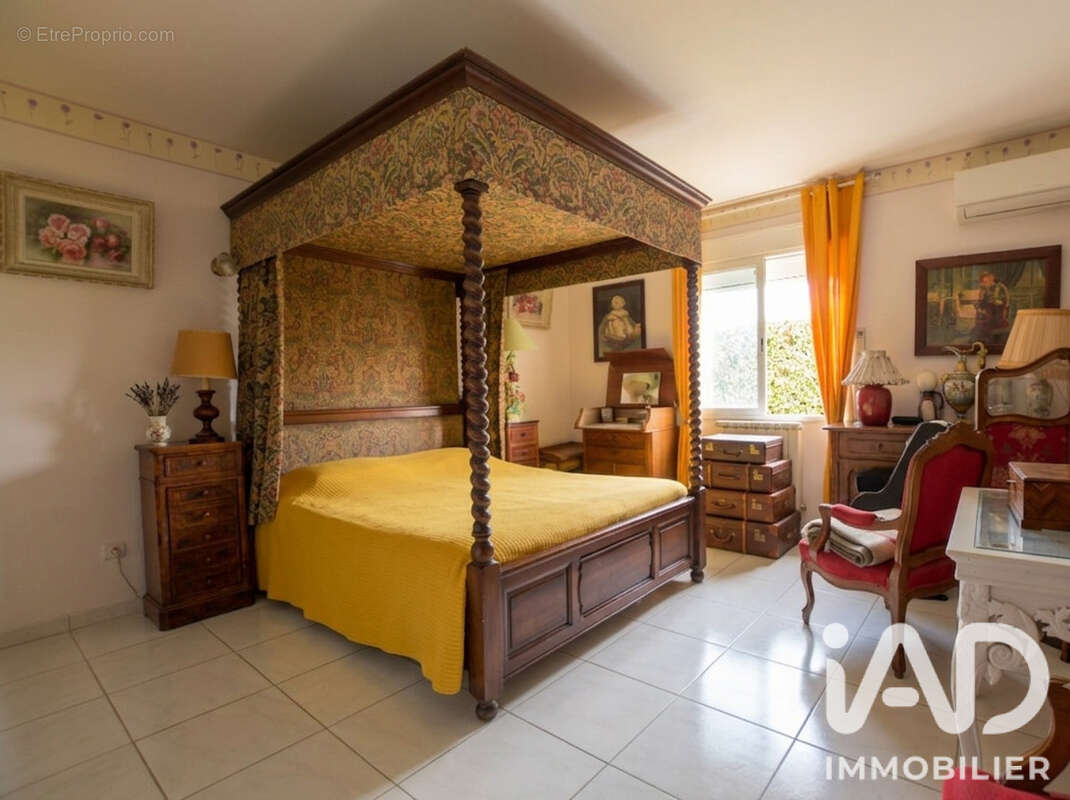 Maison 227 m² à Argeliers  - photo 6