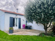 Maison à SAINT-JUST-LUZAC