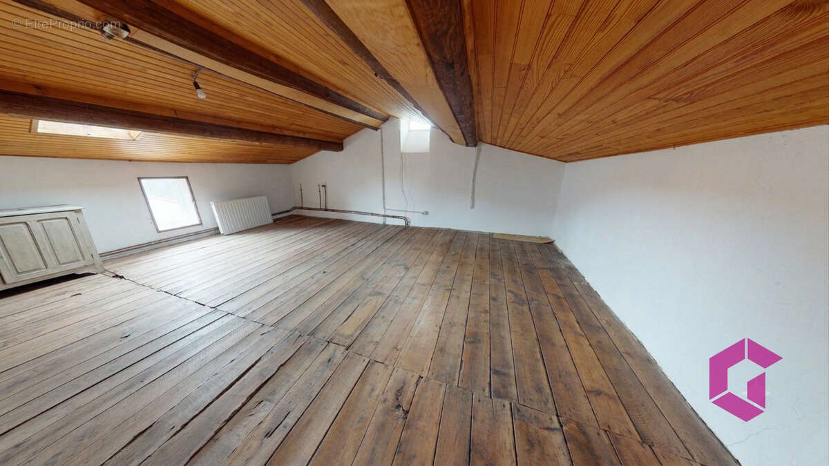 Maison de village sur 3 niveaux - photo 5