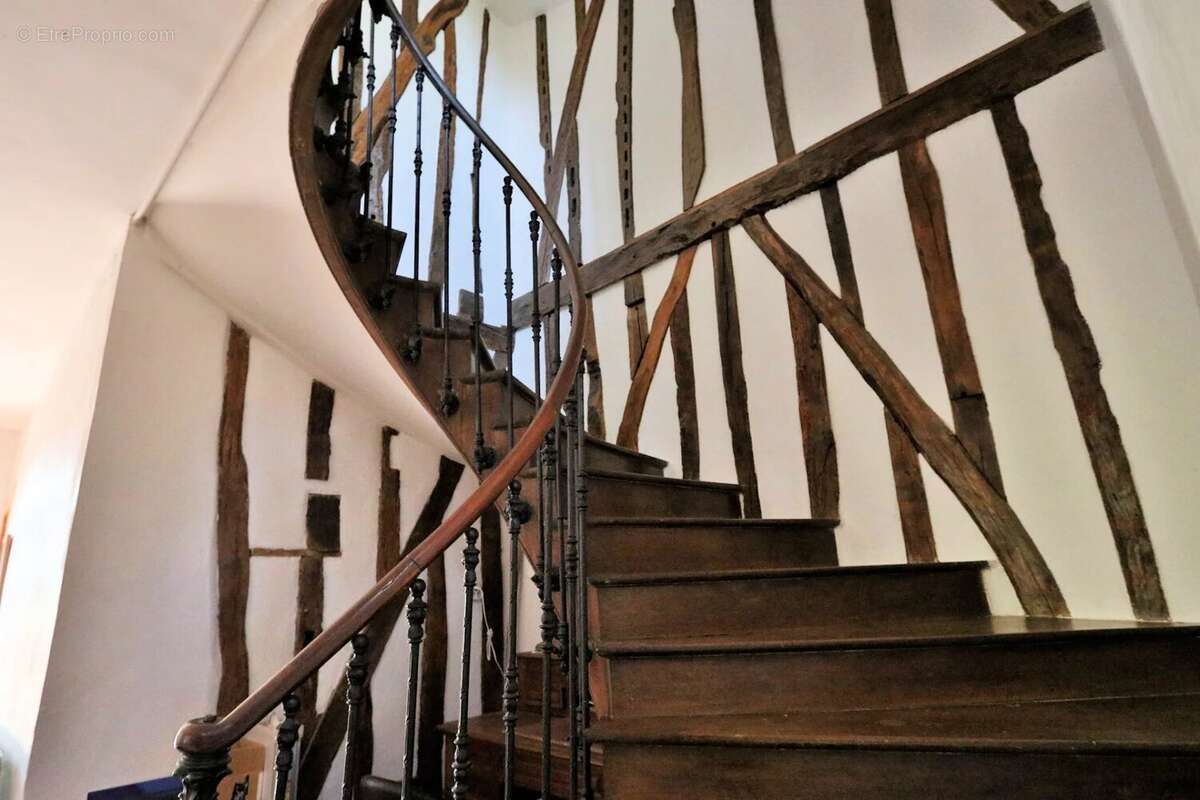 Maison de Charme avec Piscine proche de Mielan. - photo 10