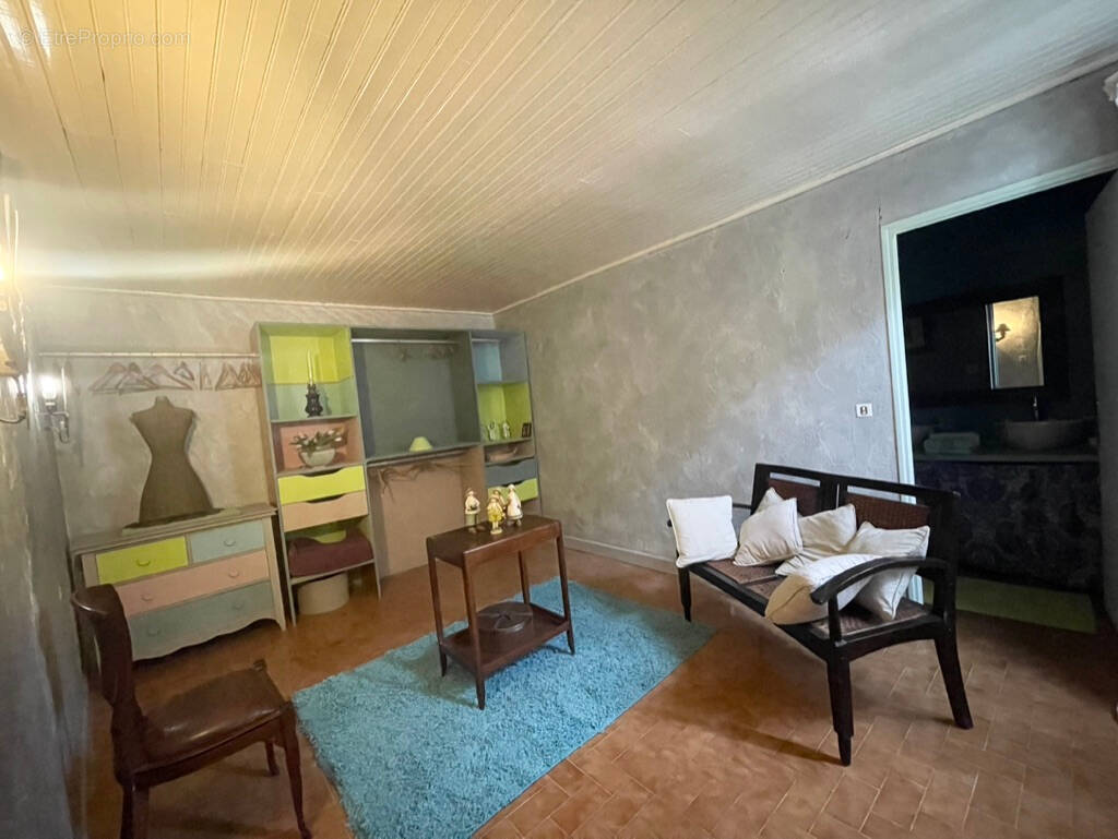 Maison à CHATEAURENARD