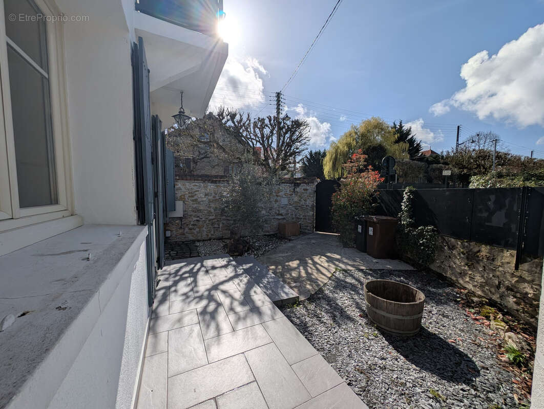 Maison à CORBEIL-ESSONNES