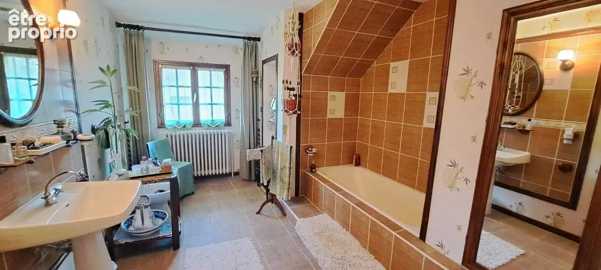 VIF - Maison de 190 m2 avec sous sol de 135 m2 - photo 8