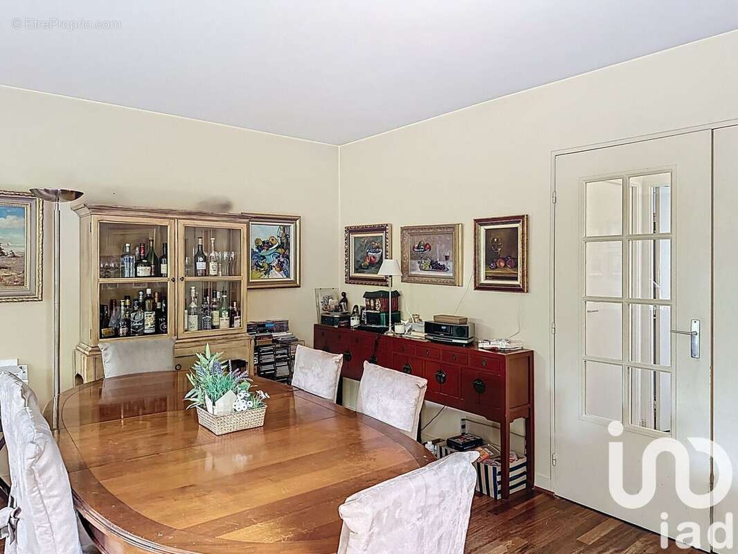 Photo 4 - Appartement à RUEIL-MALMAISON