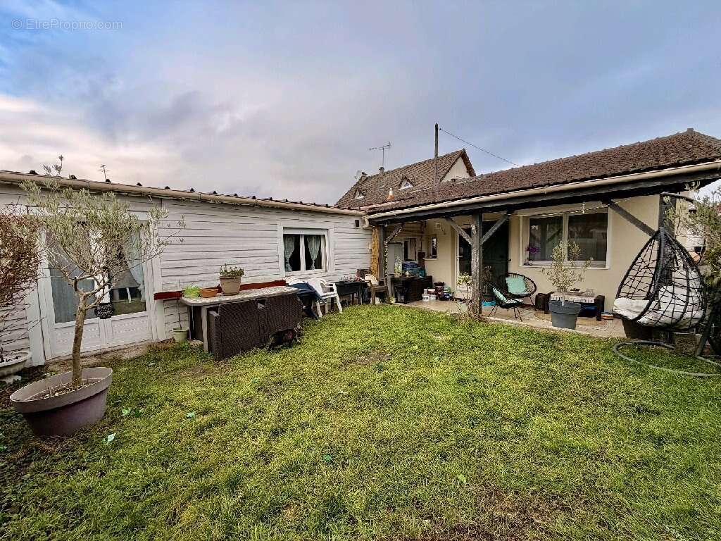 Maison à VILLEPARISIS