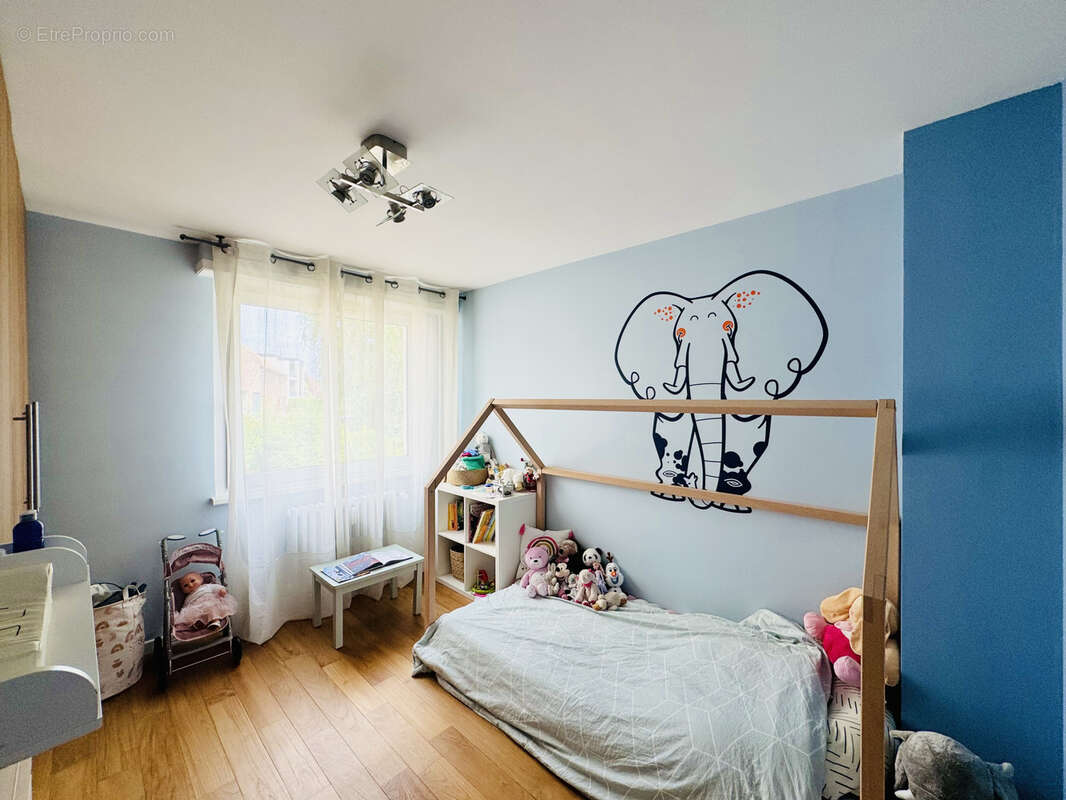Mittelhausbergen beaux volumes pour ce 4/5 pièces avec balcons et garage - photo 16