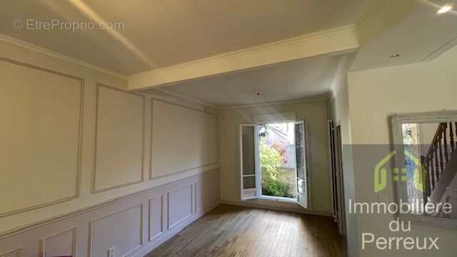 Maison à LE PERREUX-SUR-MARNE