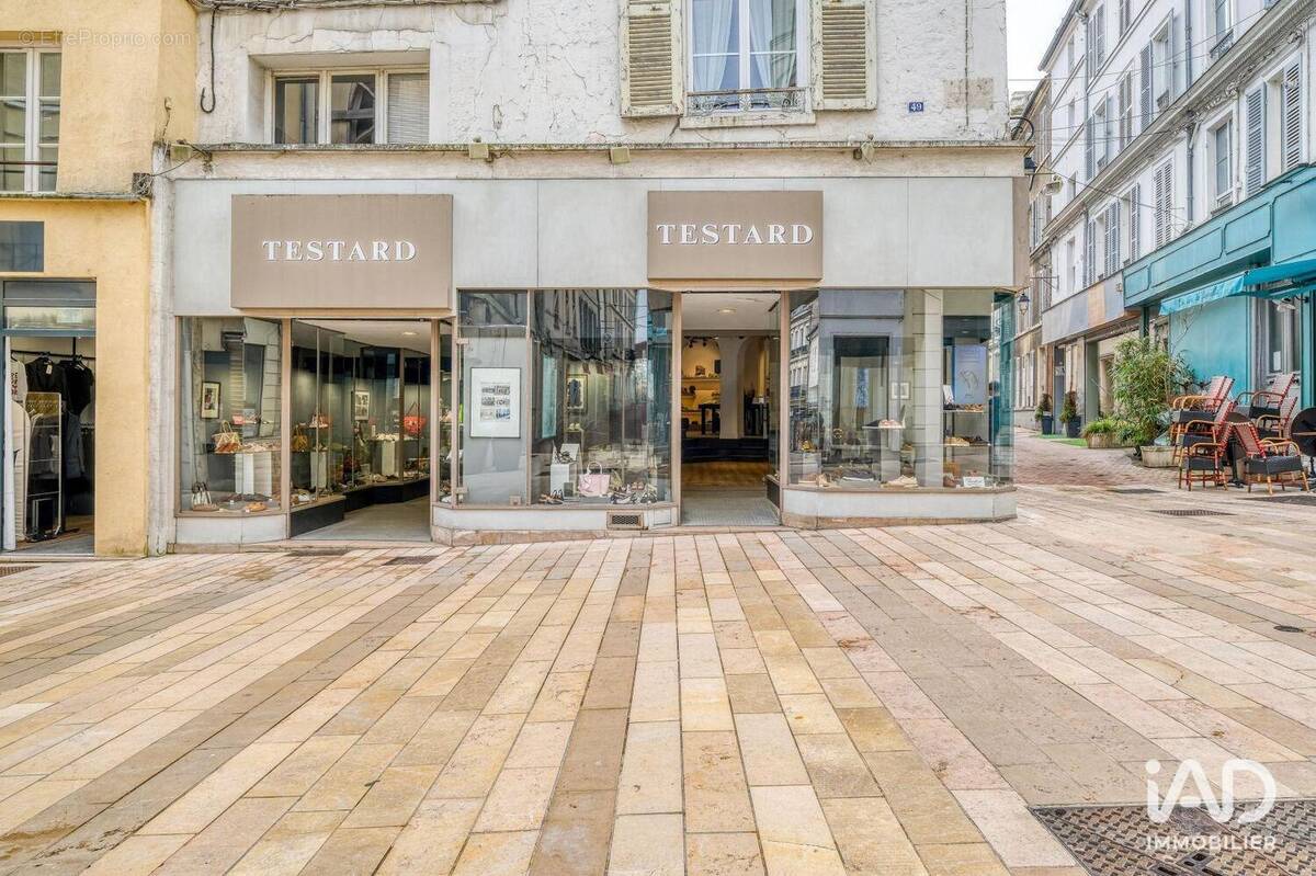 Photo 1 - Commerce à MEAUX