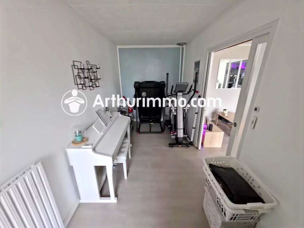 Appartement à SAVIGNY-LE-TEMPLE