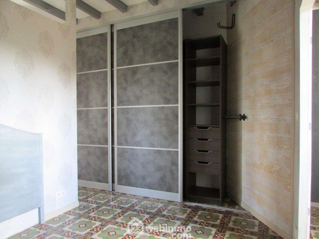 Maison 242 m² à Ceaux-En-Loudun  - photo 6