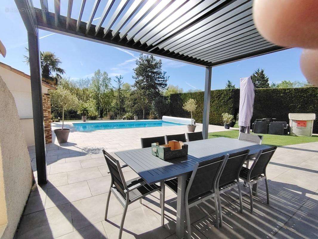 Belle Maison de 189 m² avec piscine dans environnement calme et verdoyant de Migné Auxances - photo 4