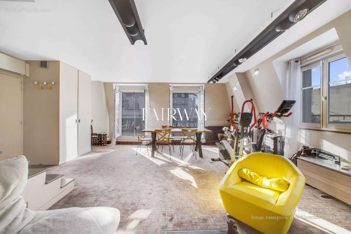 Duplex de standing de 3 pièces et 87m² avec terrasse plein sud de 50m² et parking, au cœur du marché Lévis – Paris 17ème - photo 4