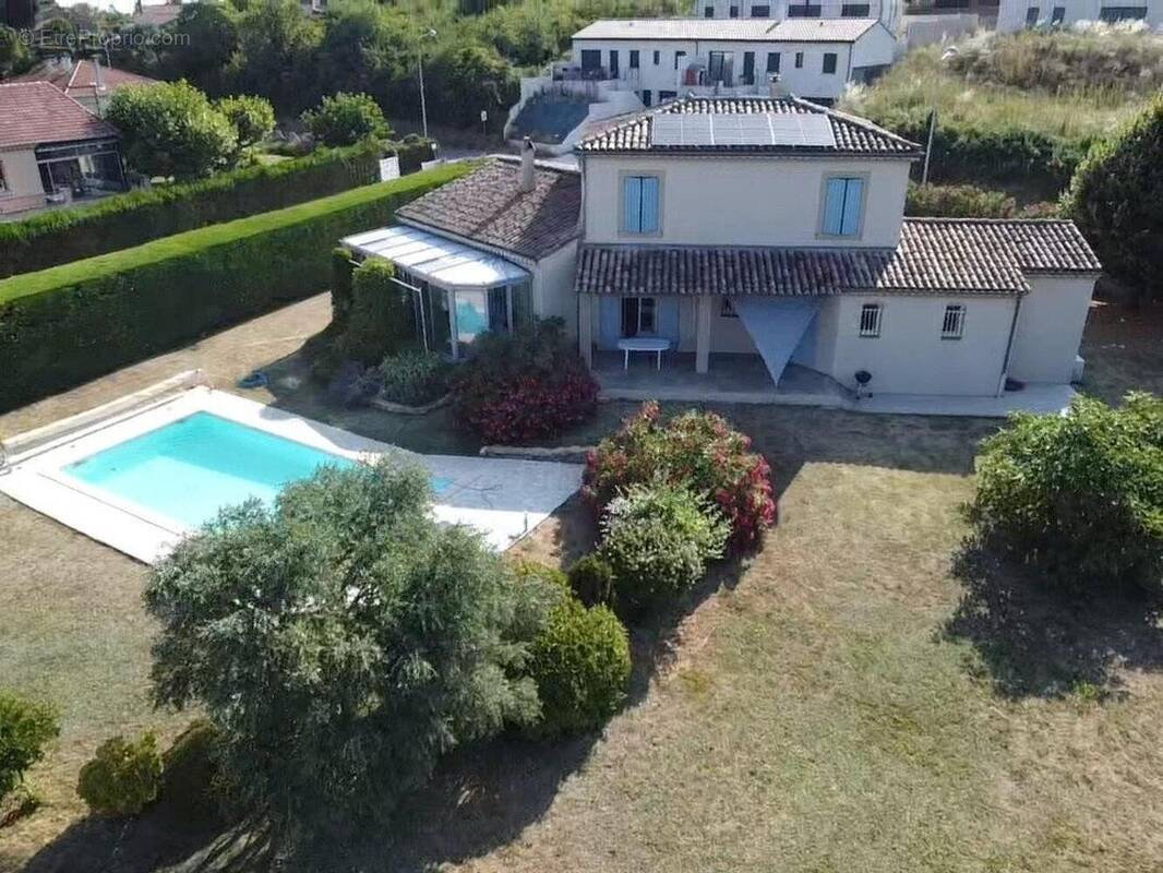 Photo 1 - Maison à ETOILE-SUR-RHONE