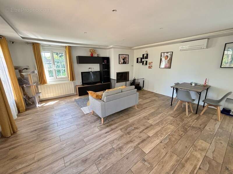 Maison à LIZY-SUR-OURCQ