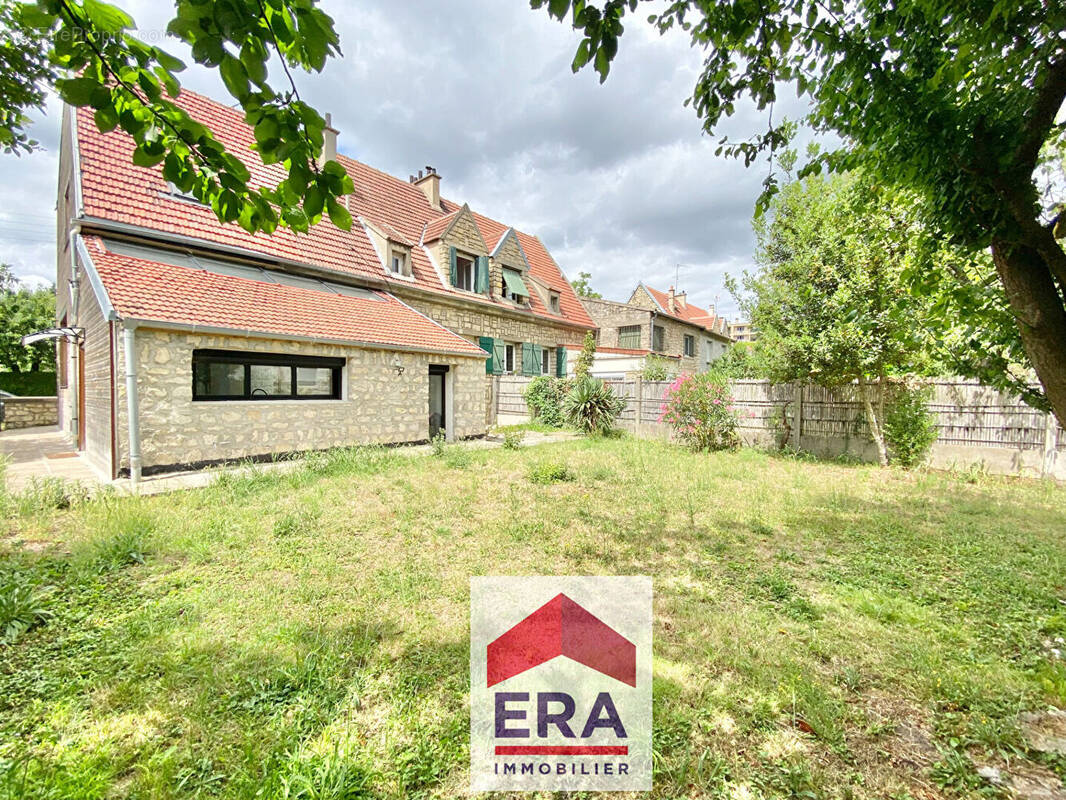 Maison à SARTROUVILLE