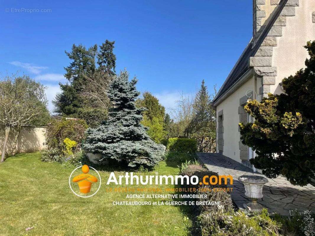 Maison à LA GUERCHE-DE-BRETAGNE