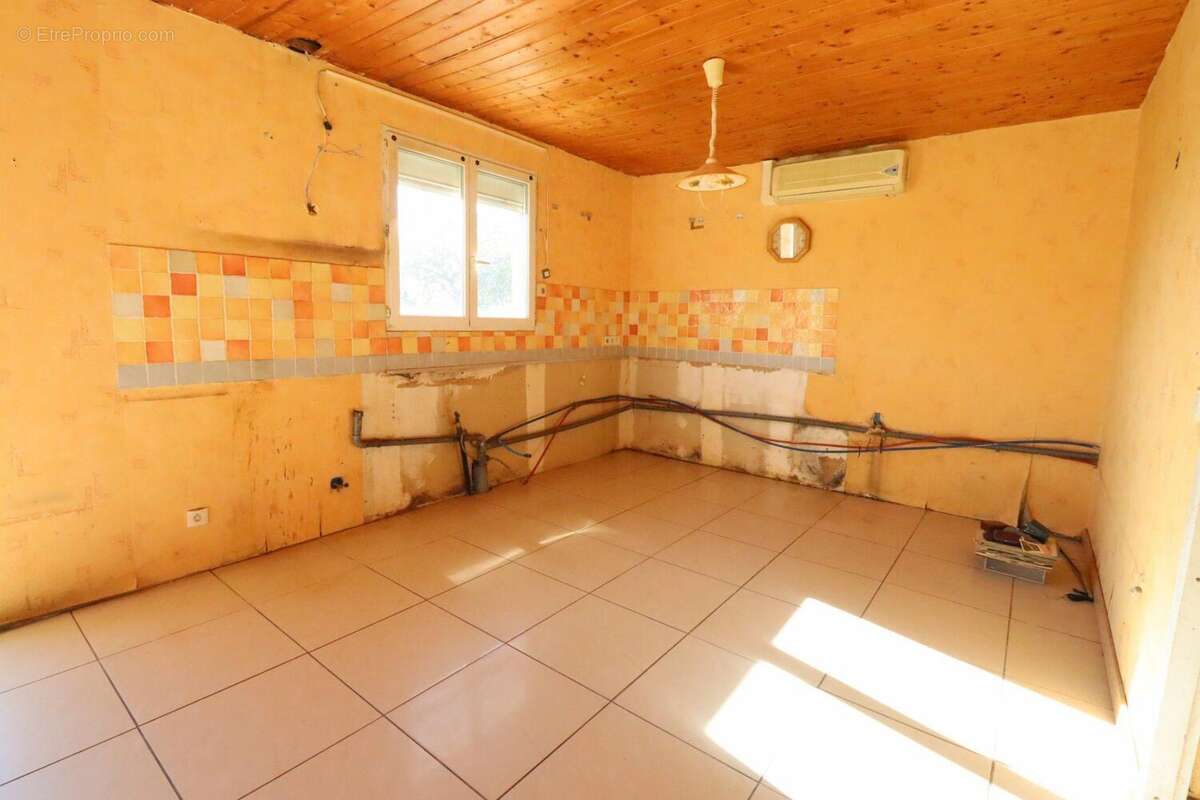 Maison à SAINT-HILAIRE-DE-LA-COTE