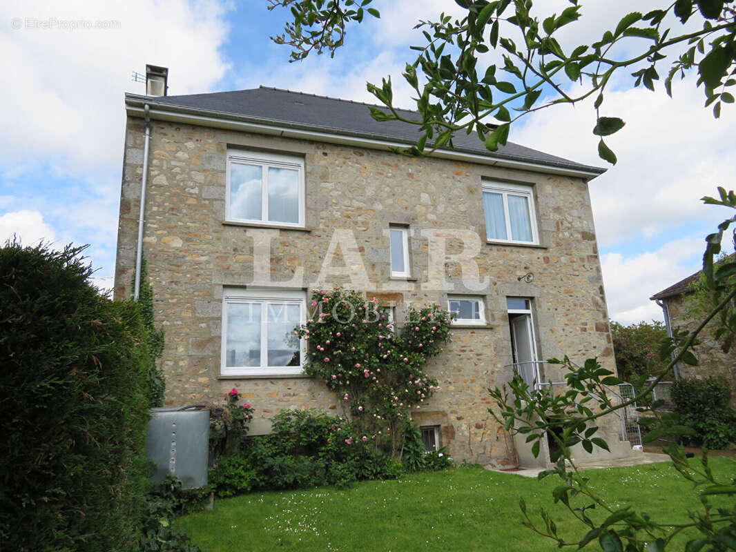 Maison à LA FERTE-MACE