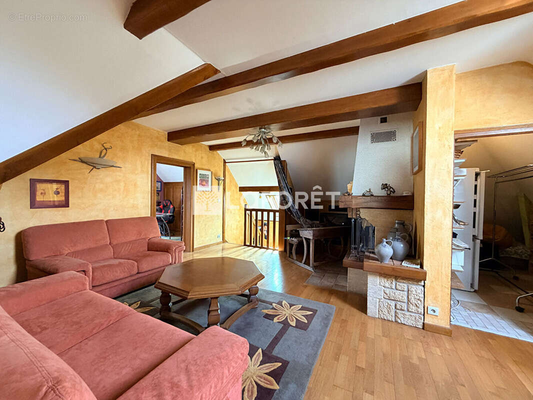 Maison à THIEBLEMONT-FAREMONT