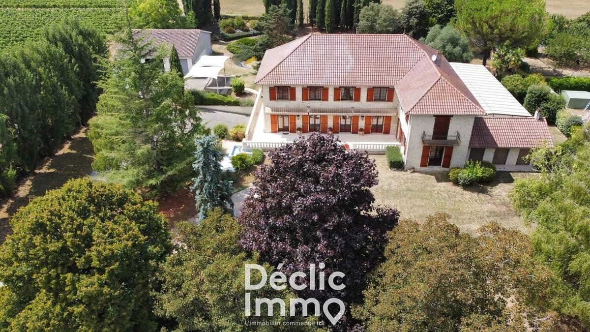 Maison à BARBEZIEUX-SAINT-HILAIRE