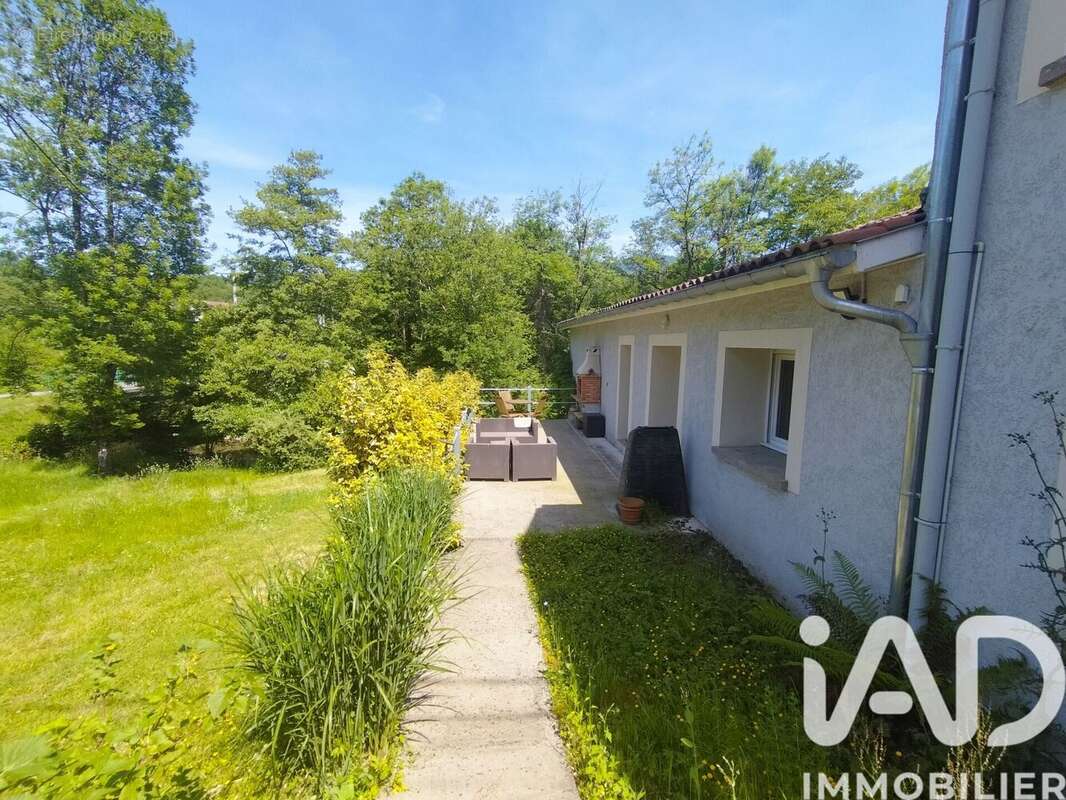 Maison 143 m² à Sengouagnet  - photo 5