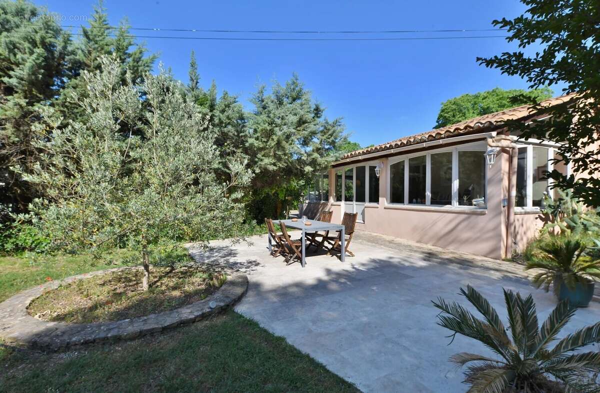 Maison à UZES