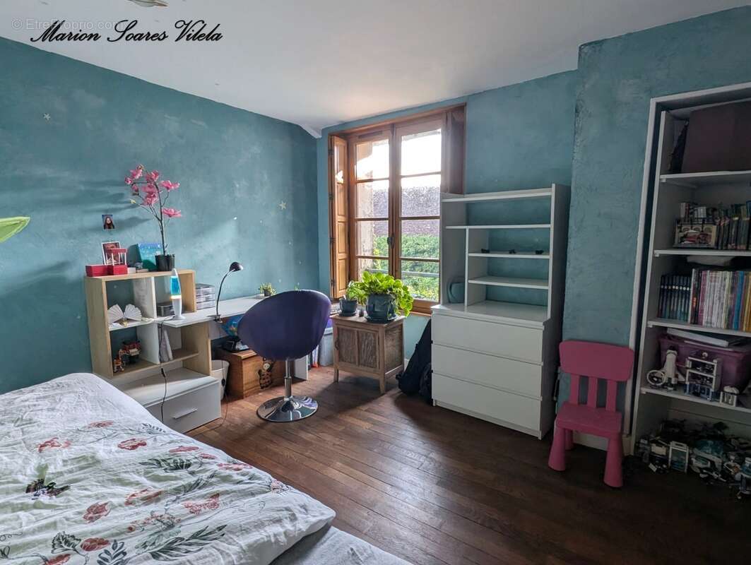 Grande maison de caractère avec jardin intimiste et grange - photo 8