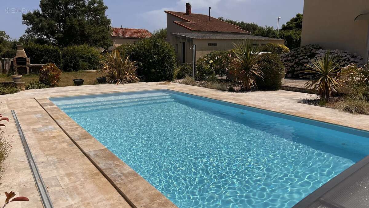 Grande Maison Individuelle  avec Jardin et Piscine - photo 17
