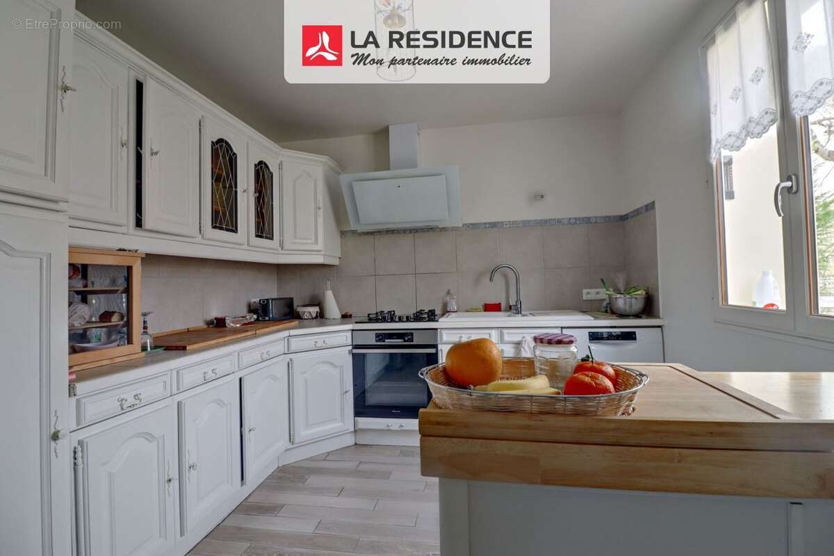 Maison à MAREIL-SUR-MAULDRE